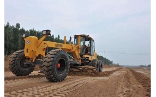 世界杯在线观看官网（中国）登录入口
租赁平地机在蒙华铁路施工
