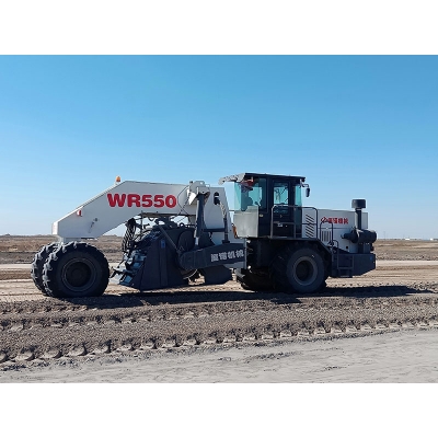 世界杯在线观看官网（中国）登录入口
设备在吉林中交三公局松通高速